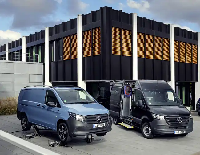 Mercedes-Benz Vans presenta su taller rodante para clientes comerciales y particulares